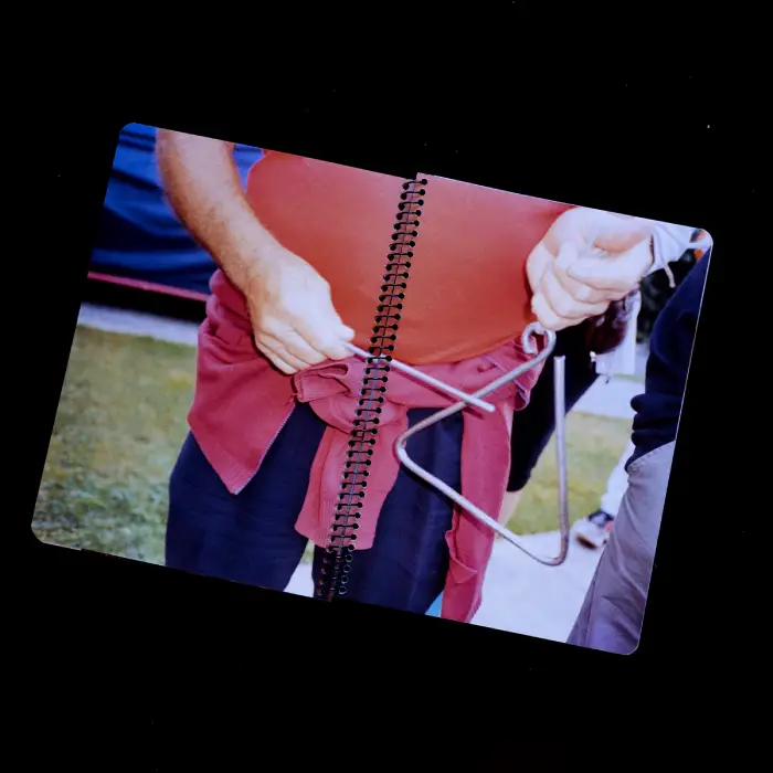 Interior del fotolibro "Esta va por despedida"