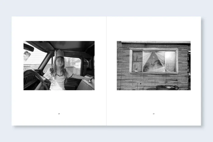 Interior del fotolibro South Central de Mark Steinmetz