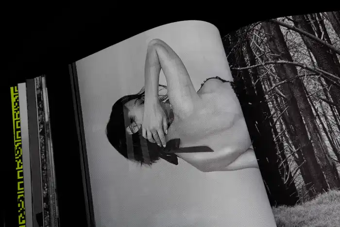 Interior del fotolibro "Free Jazz" de Ana María Ferris.