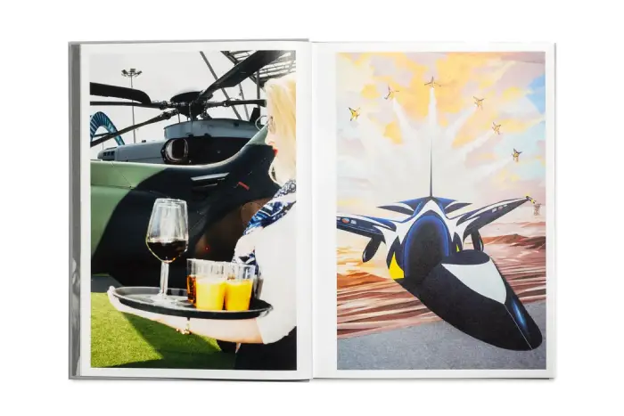 Interior del fotolibro "Nothing Personal: The Back Office of War" de Nikita Teryoshin.